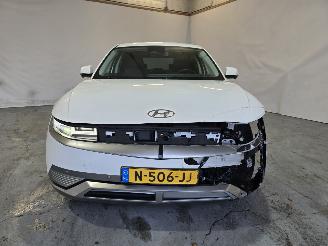 Hyundai Ioniq Lounge 73kWh picture 2