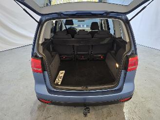 Volkswagen Touran 1.4 TSI Cross picture 13