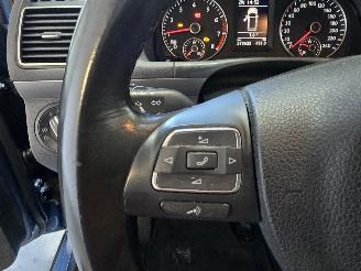 Volkswagen Touran 1.4 TSI Cross picture 23