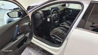 Citroën E-C4 Shine 50 kWh picture 23