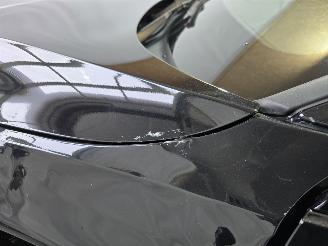 Volvo V-60 2.0 T6 Plug-in hybrid AWD Plus Dark picture 14