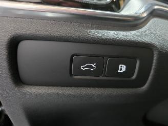 Volvo V-60 2.0 T6 Plug-in hybrid AWD Plus Dark picture 35
