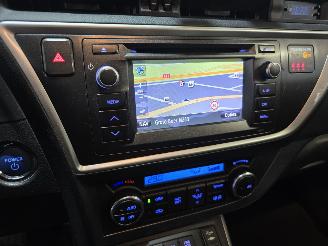 Toyota Auris 1.8 Hybrid Lease+ picture 35