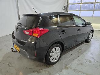 Toyota Auris 1.8 Hybrid Lease+ picture 7