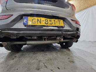 Volvo V-40 2.0 D2 R-Design Bns picture 11