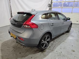 Volvo V-40 2.0 D2 R-Design Bns picture 7