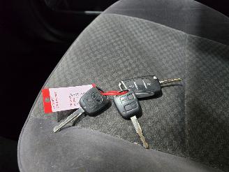 Toyota Avensis 1.6-16V Linea Terra picture 28