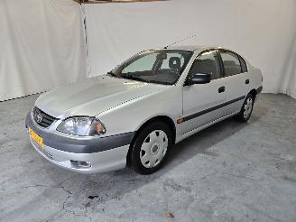 Toyota Avensis 1.6-16V Linea Terra picture 3