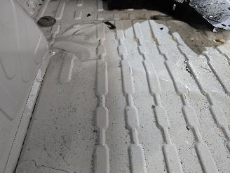 Fiat Ducato 2.2 MultiJet 140 S&S L2H2 3.5t picture 20