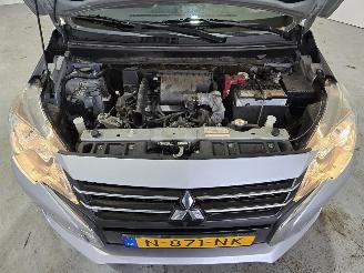 Mitsubishi Space-gear 1.2 Cool+ picture 9