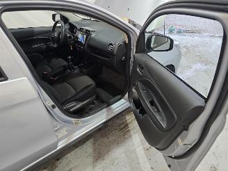 Mitsubishi Space-gear 1.2 Cool+ picture 12