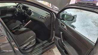 Volkswagen Polo 1.0 TSI Highline Business R picture 16