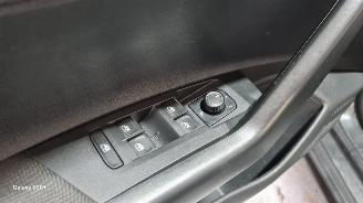 Volkswagen Polo 1.0 TSI Highline Business R picture 23