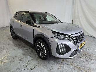 Coche accidentado Peugeot e-2008 EV GT 54 kWh 2024/9