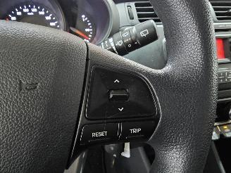 Kia Rio 1.2 CVVT Plus Pack picture 29