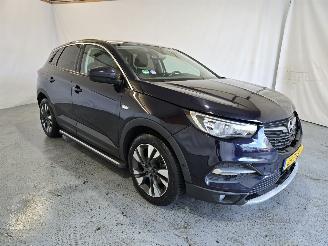 Opel Grandland X 1.6 Turbo Innovation picture 1