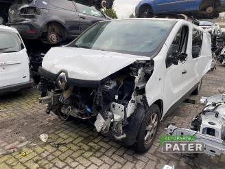Vrakbiler auto Renault Trafic Trafic (1FL/2FL/3FL/4FL), Van, 2014 1.6 dCi Twin Turbo 2017/1