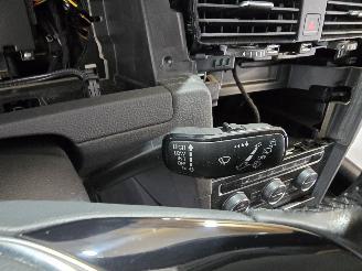 Volkswagen Golf E-Golf picture 24