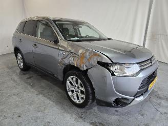 Coche accidentado Mitsubishi Outlander 2.0 Phev Business 2015/8