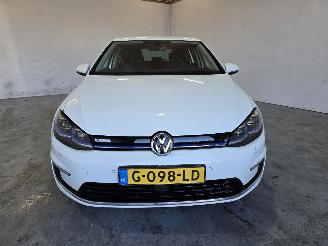 Volkswagen Golf E-Golf picture 2