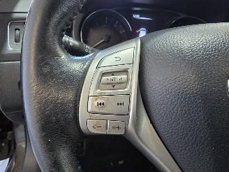 Nissan Pulsar 1.2 DIG Connect picture 25