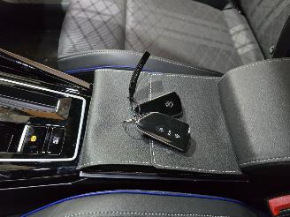 Volkswagen Golf 1.5 eTSI R-Line Edition picture 35