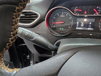 Opel Crossland X 1.2 Online Edition Black Roof picture 28