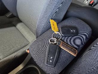 Toyota Corolla 1.8 Hybrid Comfort picture 38