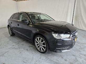 Schadeauto Audi A3 1.2 TFSI Attraction 2013/10