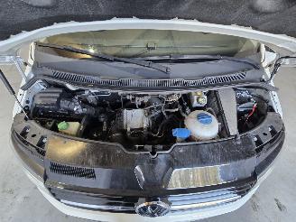 Volkswagen Transporter 2.0 TDI L2H1 Economy picture 16