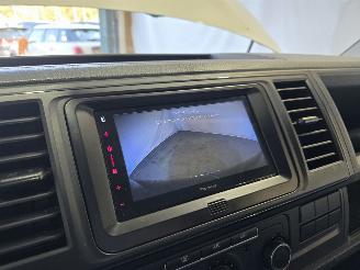 Volkswagen Transporter 2.0 TDI L2H1 Economy picture 30