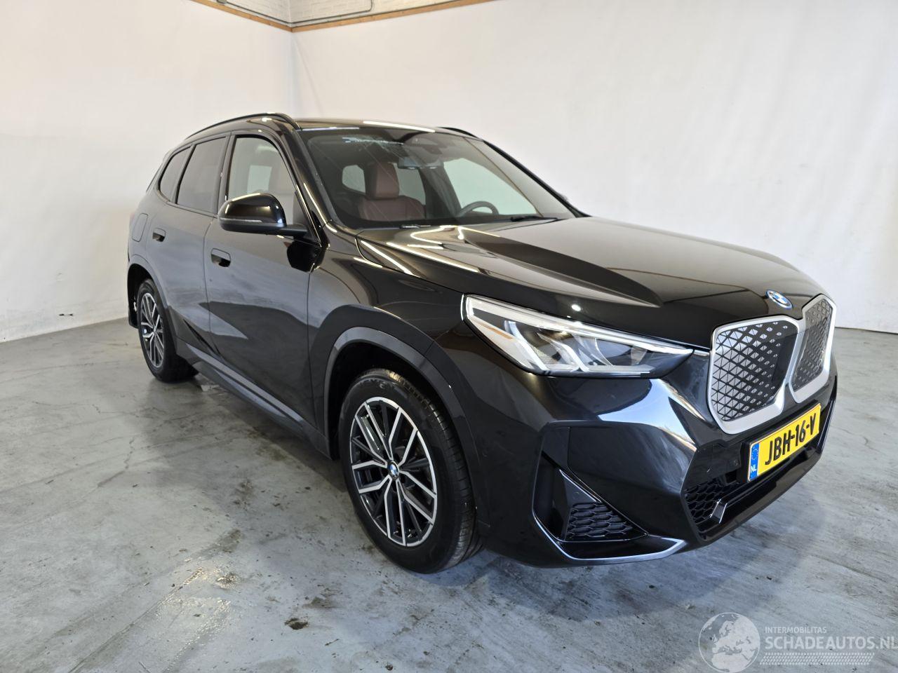 BMW iX1 eDrive20 67 kWh M Sport Edition