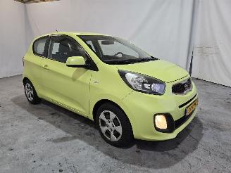 Damaged car Kia Picanto 1.2 CVVT Comfort Pack 2013/2
