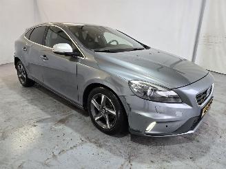 Voiture accidenté Volvo V-40 2.0 D2 R-Design Business 2015/8