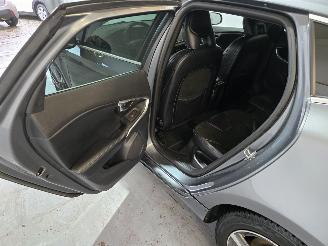 Volvo V-40 2.0 D2 R-Design Business picture 23