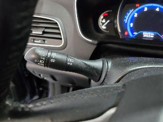 Renault Mégane 1.2 TCe Limited Automaat picture 25