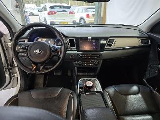 Kia e-Niro 64 KWh ExecutiveLine picture 21