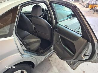 Ford Focus 1.6-16V First Edition picture 14