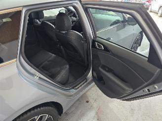 Kia Ceed 1.0 T-GDi GT-Line picture 14