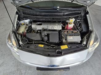 Toyota Prius 1.8 Executive picture 19