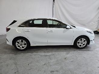 Kia Ceed 1.0 T-GDi DynamicLine picture 8