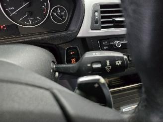 BMW 3-serie Touring 320i High Executive picture 22