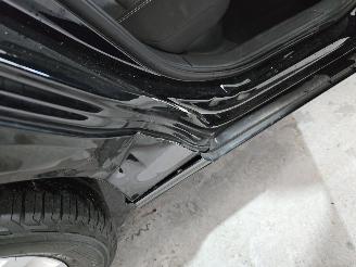 Volkswagen Passat Variant 2.0 TDI Business picture 11