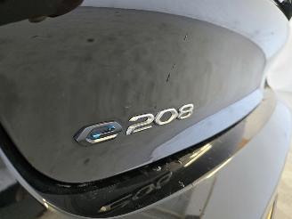 Peugeot 208 EV Active Pack 50 kWh picture 17