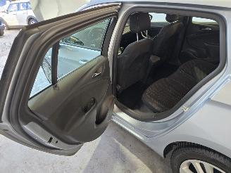 Opel Astra SPORTS TOURER picture 18