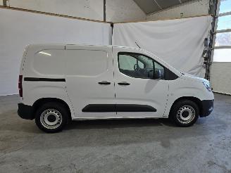 Opel Combo 1.2 PT 110 SenS L1 picture 8