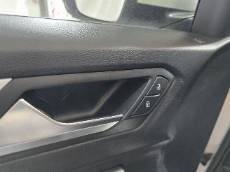 Volkswagen T-Roc 1.0 TSI Life Bns picture 27