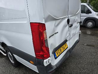 Mercedes Sprinter 311 2.2 CDI L3H2 EURO VI-D picture 12