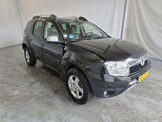 Damaged car Dacia Duster 1.6 Aniversare 2wd 2012/2