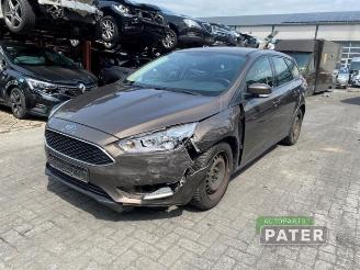Vrakbiler auto Ford Focus Focus 3 Wagon, Combi, 2010 / 2020 1.0 Ti-VCT EcoBoost 12V 125 2017/4